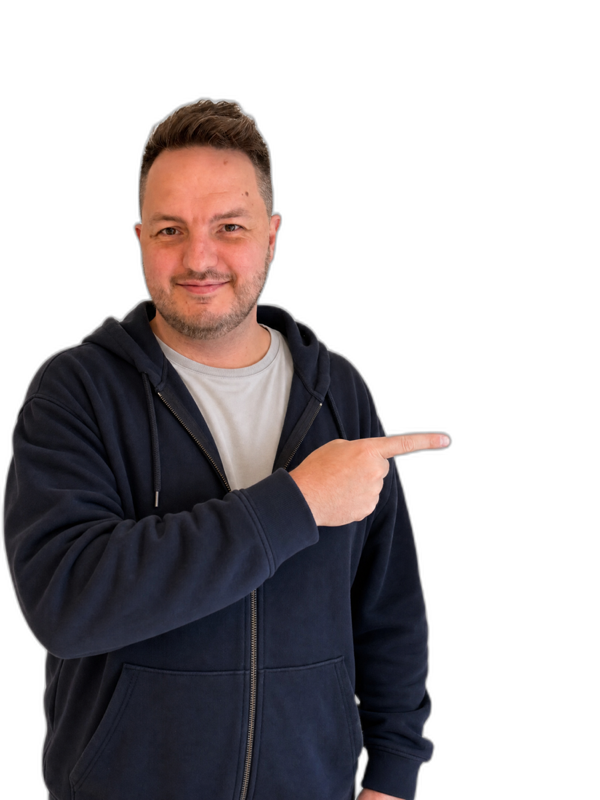 Dean Keating pointing at the visualiser
